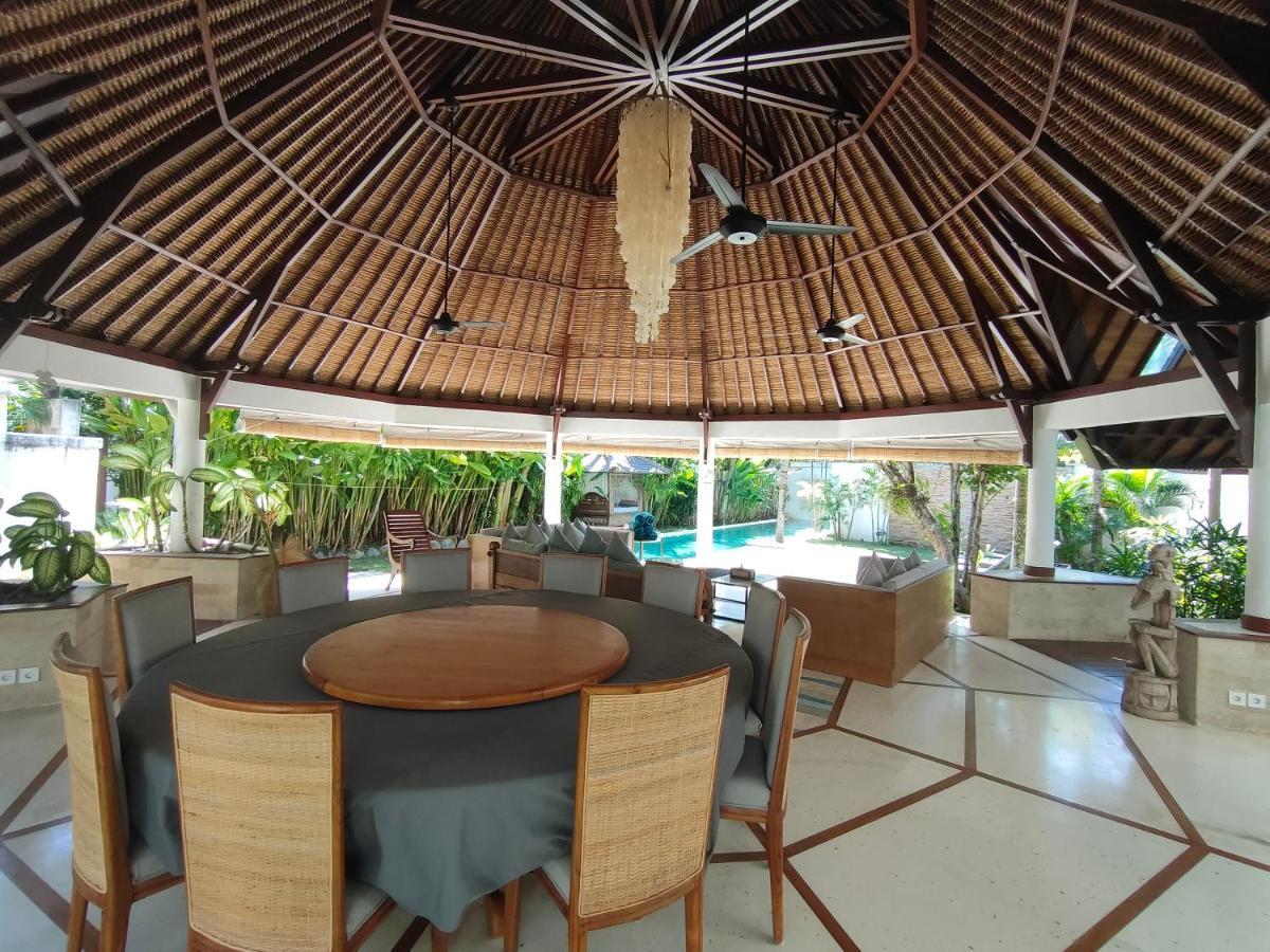Taman Wana Seminyak Luxury Villas Exterior foto